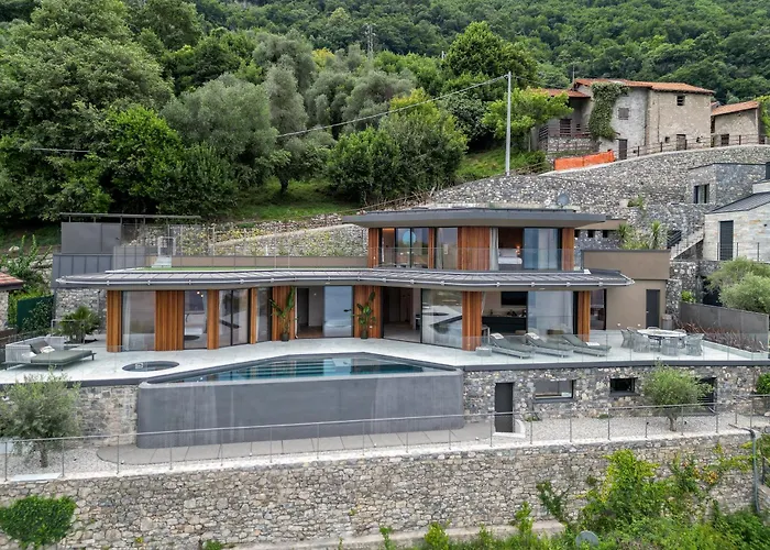 Osee Di Villa Sala Comacina