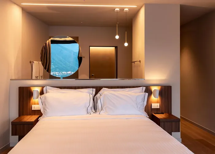 Osee Di * סלה קומצ'ינה