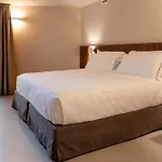 Osee Di Villa *